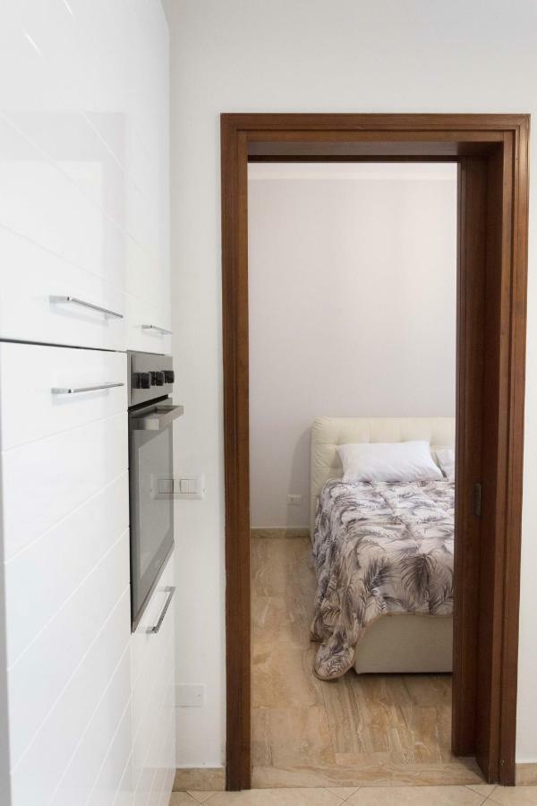 Amy Apartments, Sanzio 7
